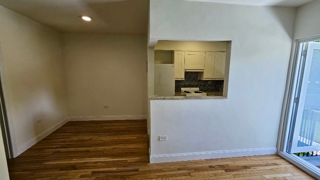 9005 NE 8th Ave in Miami, FL - Building Photo - Building Photo