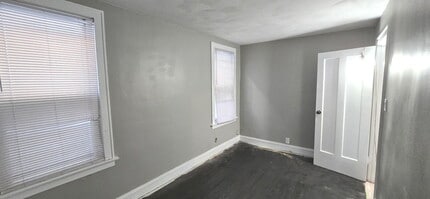 7131 S Wood St in Chicago, IL - Building Photo - Building Photo