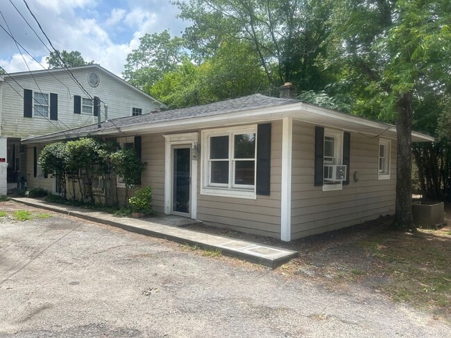 property at 1019 Monticello St