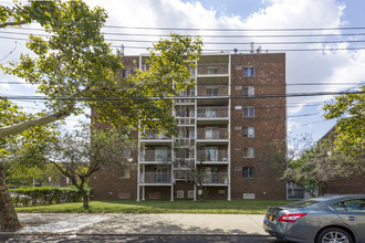 Essex Terrace in Brooklyn, NY - Building Photo - Building Photo