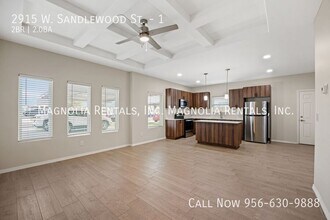 2915 W Sandlewood St, Unit 1 in Edinburg, TX - Building Photo - Building Photo