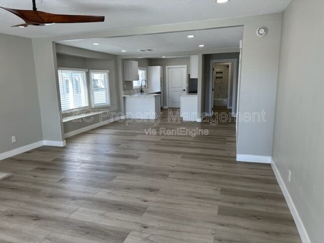 1519 W 22nd Pl in Los Angeles, CA - Building Photo - Building Photo