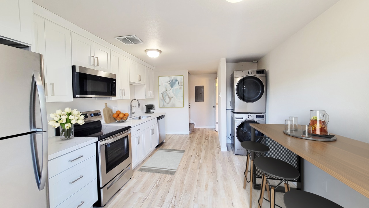 Copperstone Luxury Apartments and Townhomes in Lakewood, WA - Building Photo