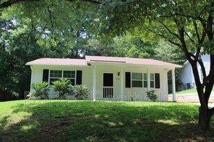 7520 Stuart Dr in Raleigh, NC - Building Photo