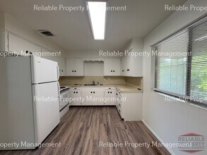 327 Cottage Pl, Unit 327 in Idaho Falls, ID - Foto de edificio - Building Photo