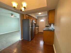 218 Pinnacle Ct, Unit 218 in Frankfort, KY - Building Photo - Building Photo