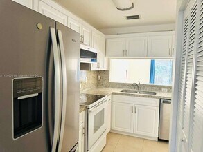 9090 NW 40th St in Coral Springs, FL - Building Photo - Building Photo