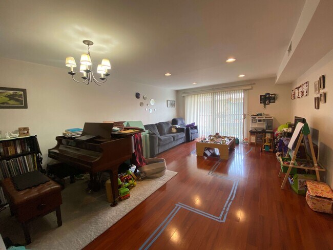 4113 N Keeler Ave in Chicago, IL - Building Photo - Building Photo