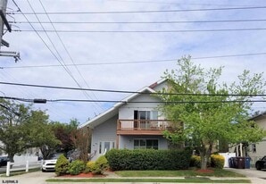 421 N Lafayette Ave in Ventnor City, NJ - Building Photo