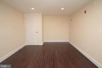 1218 S 8th St in Philadelphia, PA - Building Photo - Building Photo