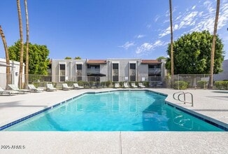 6505 E Osborn Rd in Scottsdale, AZ - Building Photo - Building Photo