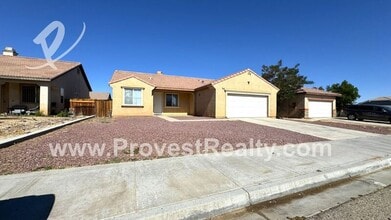 14550 Chippendale Cir in Adelanto, CA - Building Photo - Building Photo