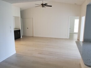 3159 SW Sunset Trace Cir in Palm City, FL - Foto de edificio - Building Photo