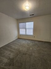 7505 Dixon Rd SE in Albuquerque, NM - Building Photo - Building Photo