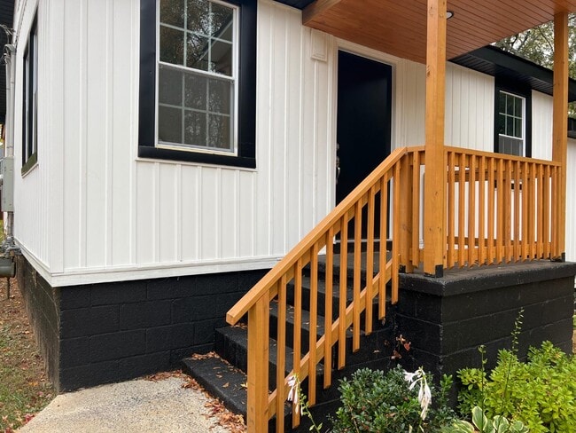 11 Miller St in Greenville, SC - Building Photo - Building Photo