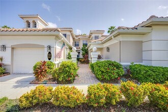 3955 Deer Crossing Ct in Naples, FL - Building Photo - Building Photo