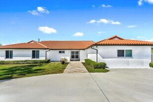 9203 SW 136th Terrace in Miami, FL - Building Photo