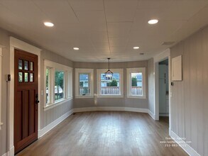 625 Elizabeth St in Sumner, WA - Building Photo - Building Photo