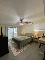 11941 S Della Ln in Garden Grove, CA - Building Photo