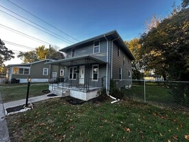 405 Beech St in Valparaiso, IN - Building Photo