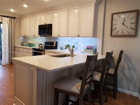 8509 Shadow Ct in Coral Springs, FL - Building Photo