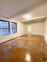 WEST 79 STREET, Unit 5B in New York, NY - Building Photo