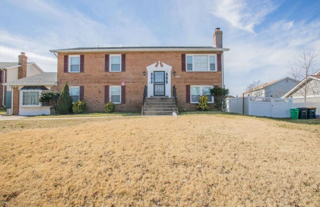 5017 Rodgers Dr, Unit 1