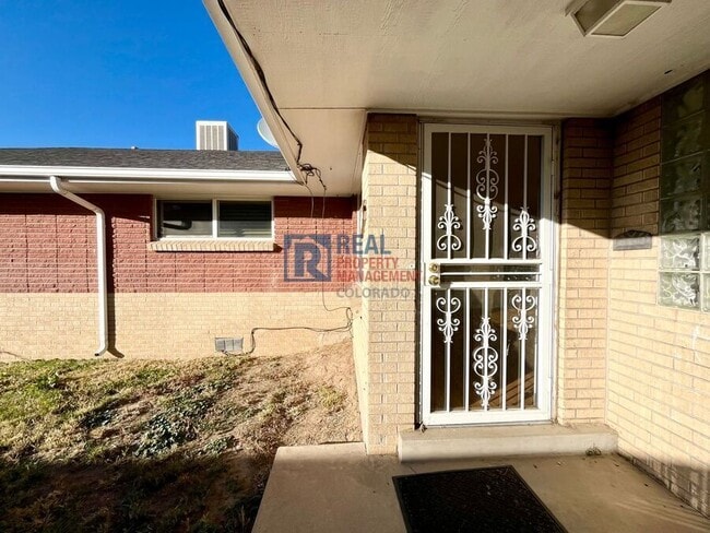 3696 Glencoe St in Denver, CO - Building Photo - Building Photo