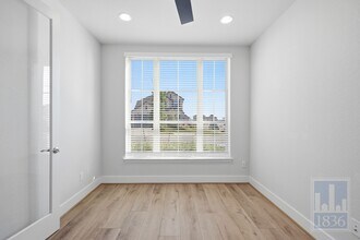 216 Monrovia Wy in Liberty Hill, TX - Building Photo - Building Photo