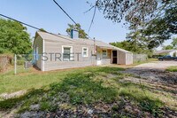 1103 Croft Ave NE photo'