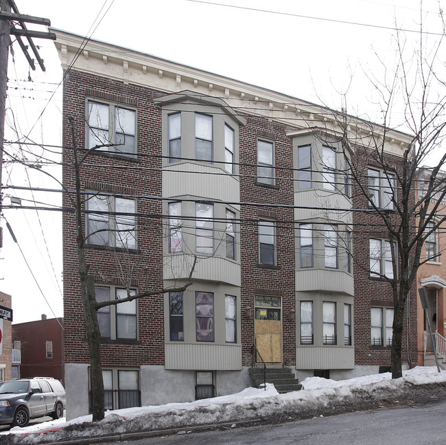 Plaza View Apartments in Albany, NY - Building Photo - Building Photo