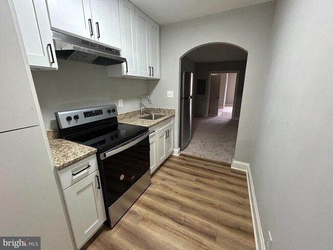 property at 1630 16th St SE