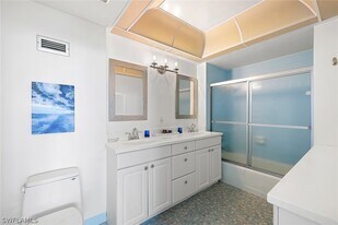 58 N Collier Blvd in Marco Island, FL - Building Photo