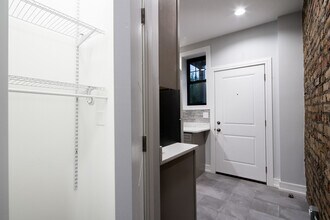 6115 N Winthrop Ave in Chicago, IL - Building Photo - Building Photo