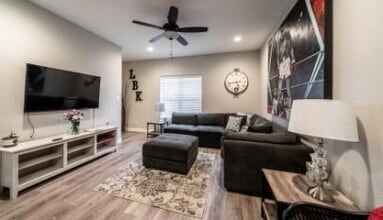 1518 Avenue W in Lubbock, TX - Building Photo - Building Photo