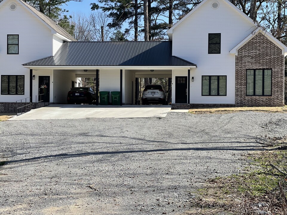 304 Turner Ave in White Hall, AR - Building Photo