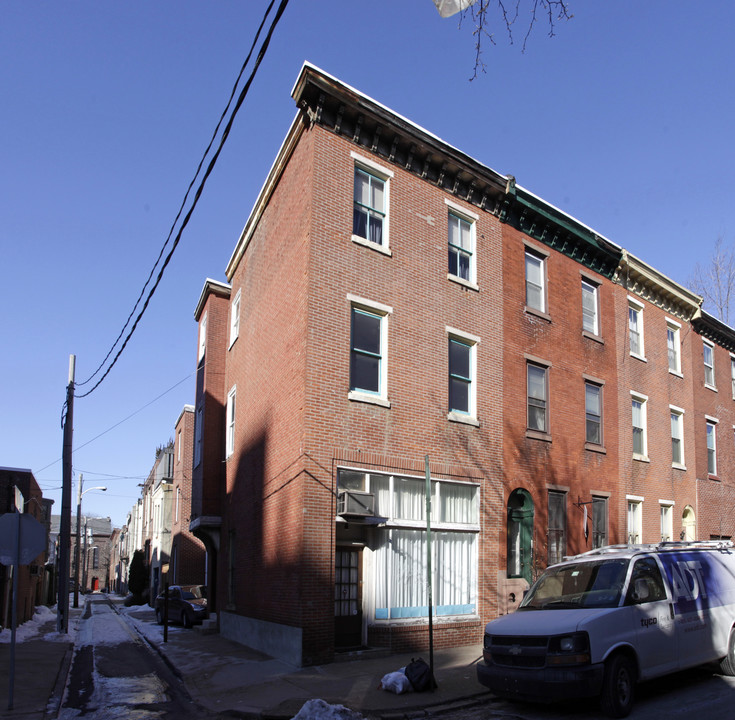 520 N 19th St in Philadelphia, PA - Building Photo