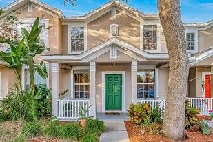 1516 Blue Magnolia Rd in Brandon, FL - Building Photo