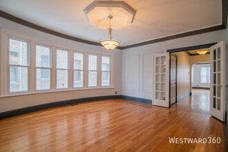 7640 S Phillips Ave in Chicago, IL - Building Photo - Building Photo