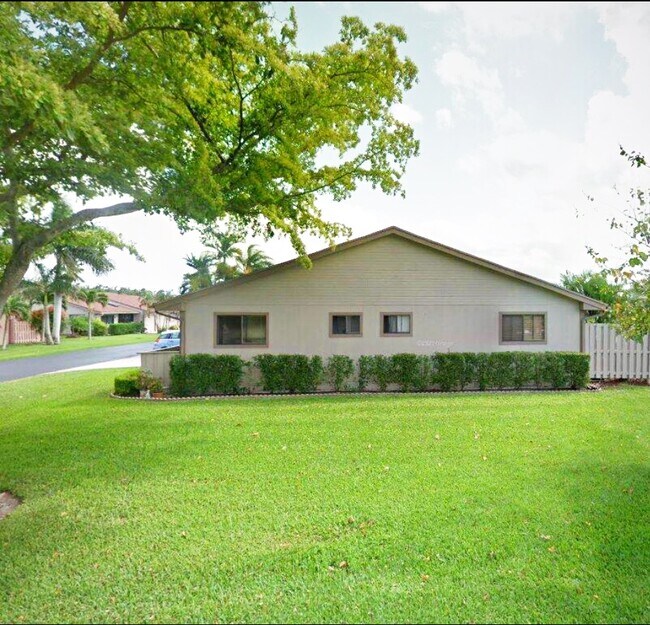 property at 41 Winchmore Ln