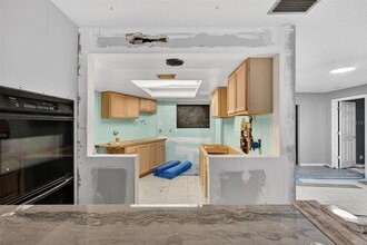 260 13th St N in St. Petersburg, FL - Building Photo - Building Photo