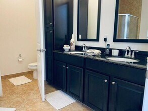 1527 NW 48th Ln in Boca Raton, FL - Building Photo - Building Photo