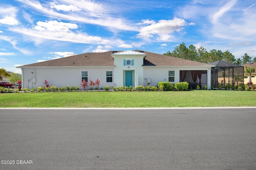 913 Bama Breeze Dr in Daytona Beach, FL - Foto de edificio