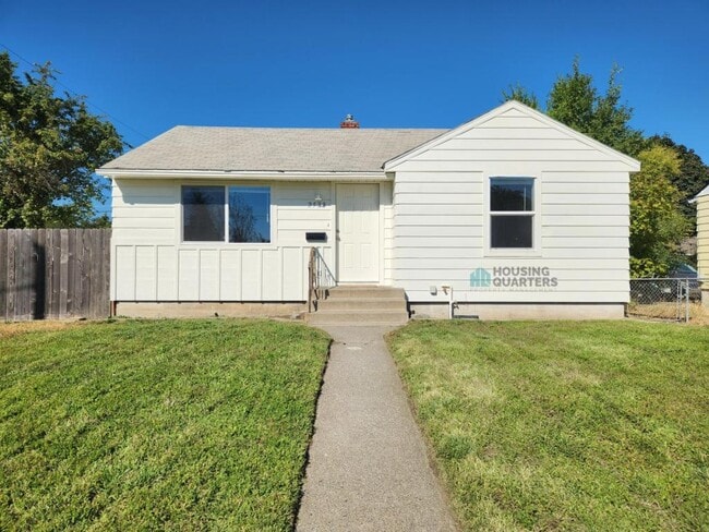 property at 2528 W Wabash Ave