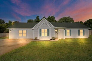 295 Shannon Ln in Atoka, TN - Building Photo