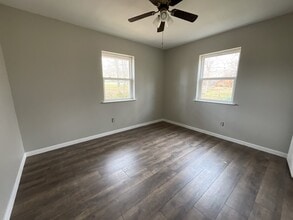 680 Cherry Creek Ln in Canton, TX - Foto de edificio - Building Photo