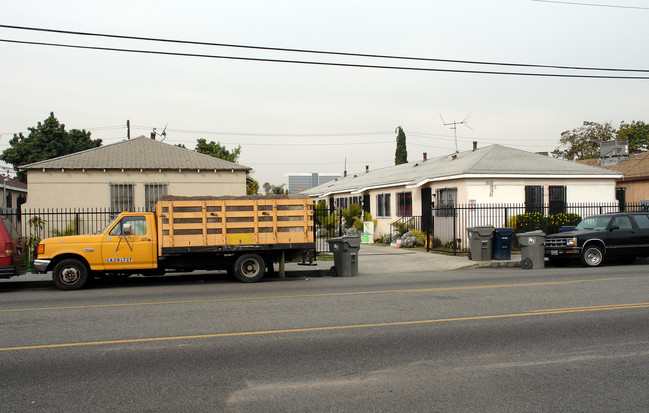 10117-10121 S Inglewood Ave in Inglewood, CA - Building Photo - Building Photo