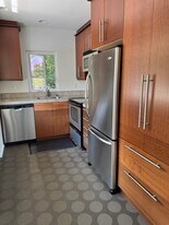 335 Willow Ave, Unit 2 in Corte Madera, CA - Building Photo