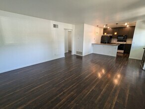 9855 1st St in Santee, CA - Building Photo - Building Photo