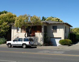 1717 Jefferson St in Napa, CA - Building Photo